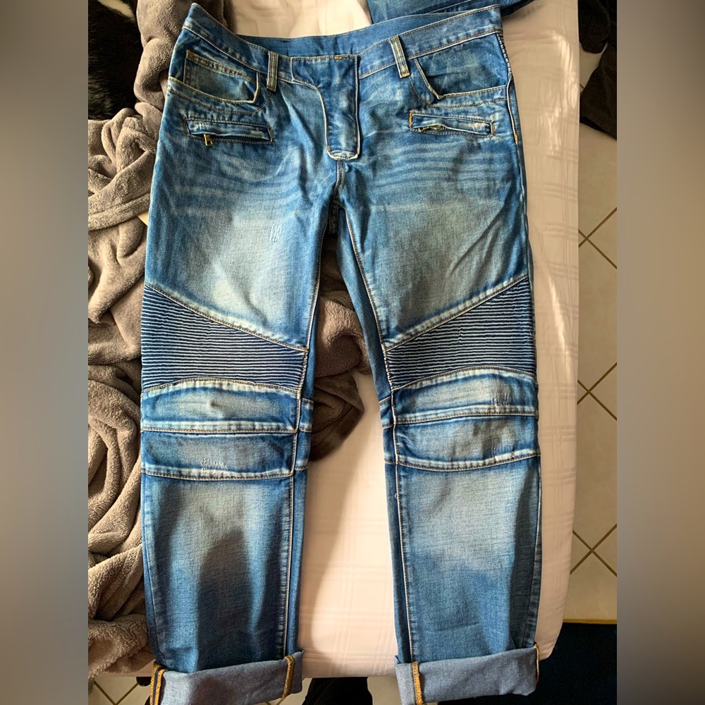 Balmain Paris: Moto Jeans Distressed. Mens Size 36x32